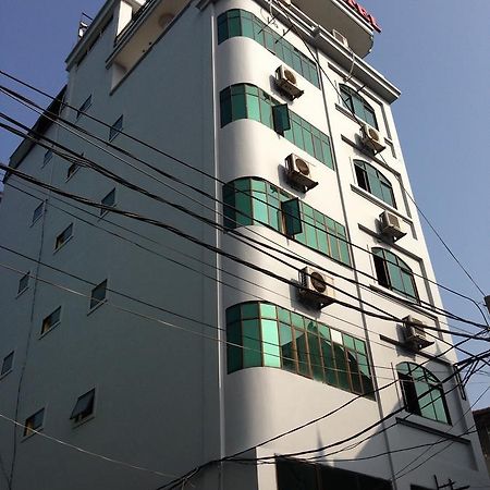 Hotel Tokyo 1 Vinh Kültér fotó